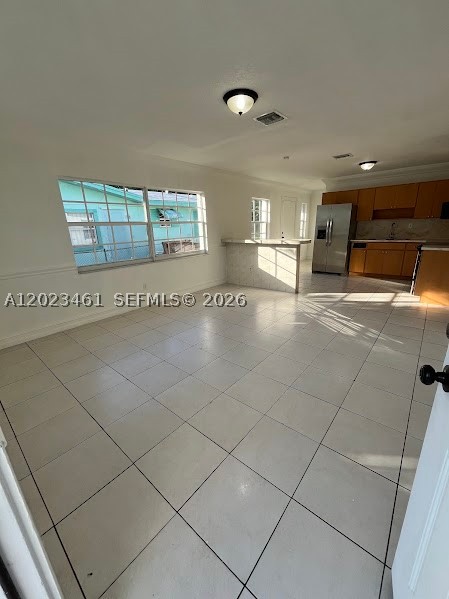 2411 Nw 65th St Property Photo 3
