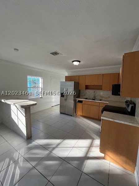 2411 Nw 65th St Property Photo 5