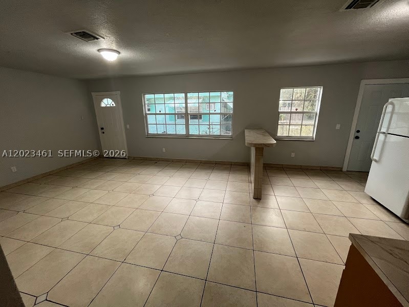 2411 Nw 65th St Property Photo 17