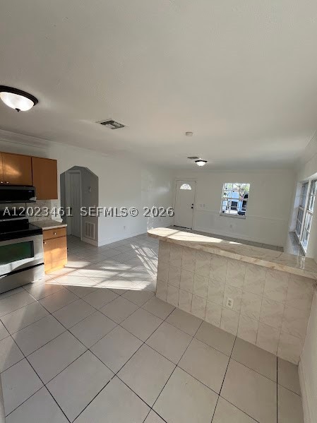 2411 Nw 65th St Property Photo 18