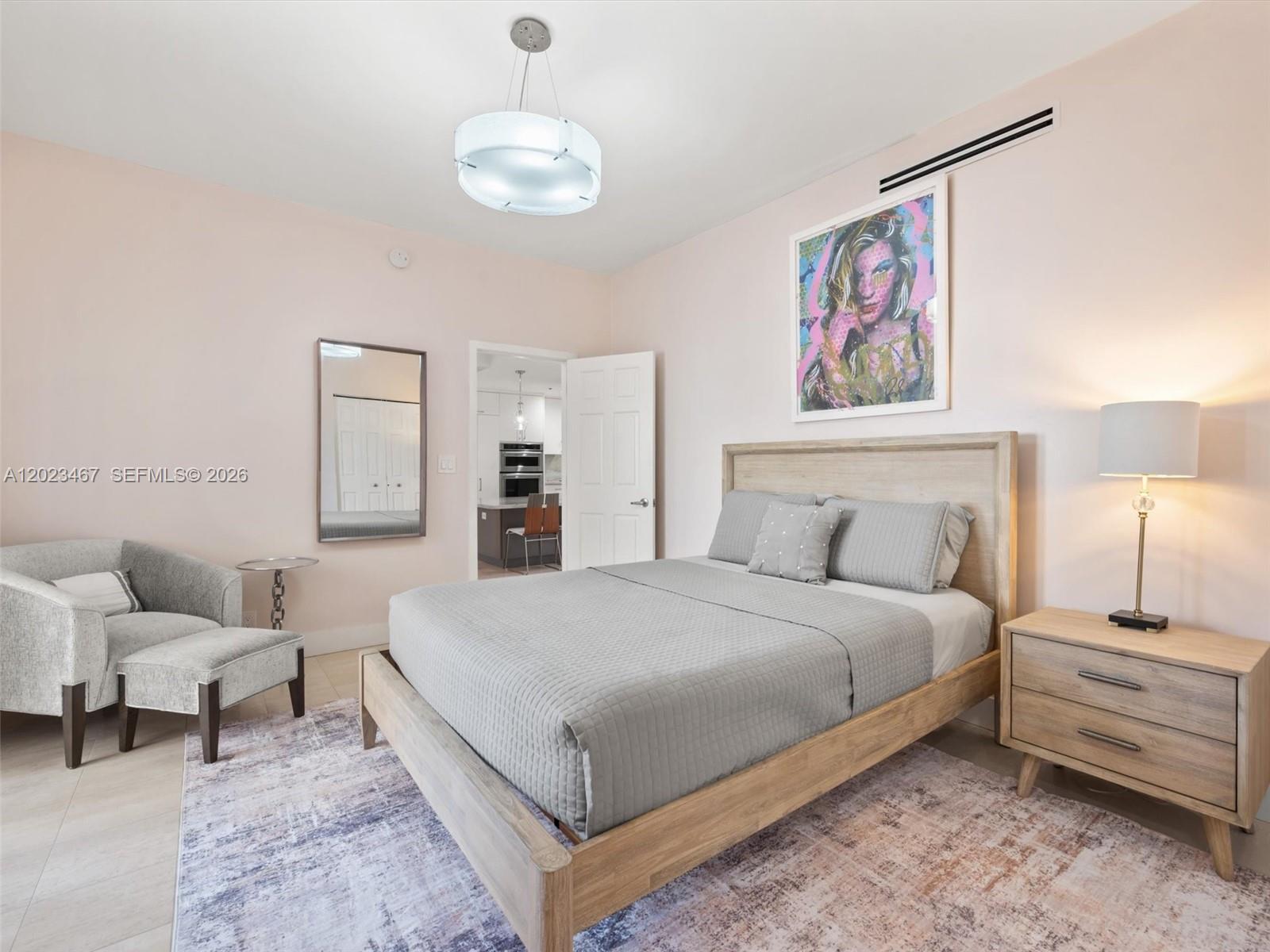 2425 Fisher Island Dr 5205 Property Photo 24