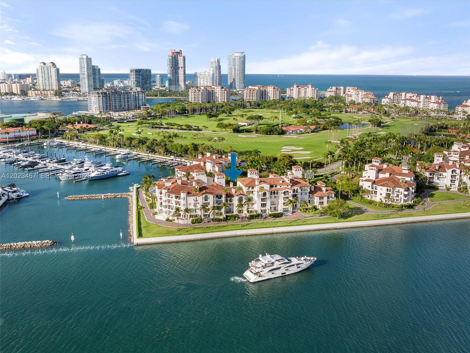 2425 Fisher Island Dr 5205 Property Photo 36