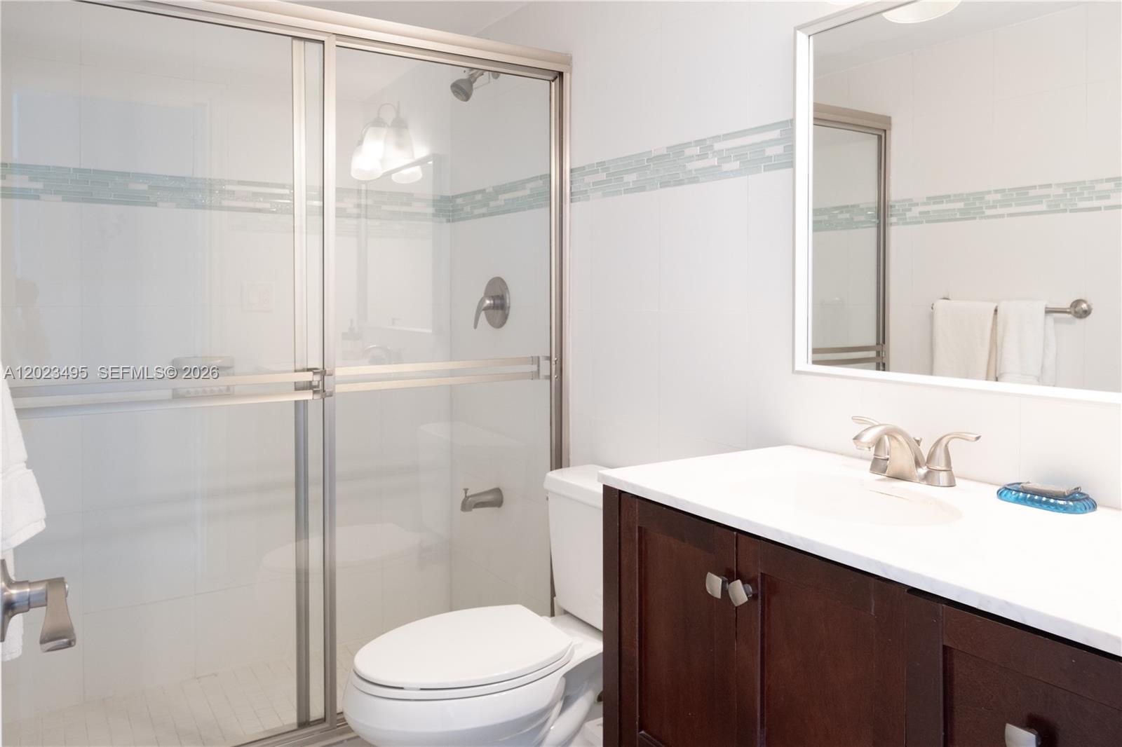 5601 Collins Ave 1420 Property Photo 5