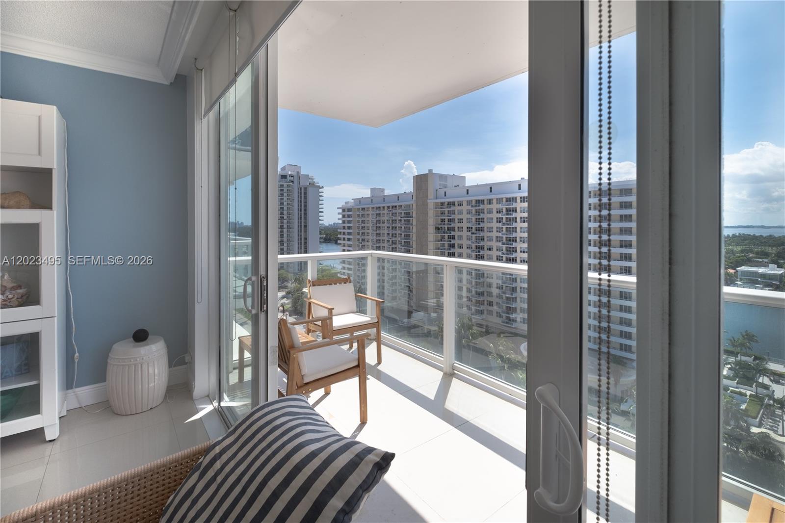 5601 Collins Ave 1420 Property Photo 15