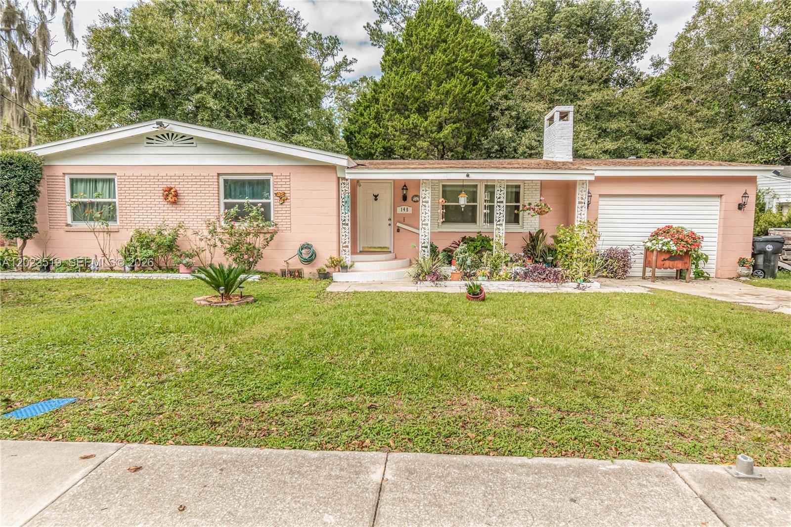 145 N Orange St Property Photo 1