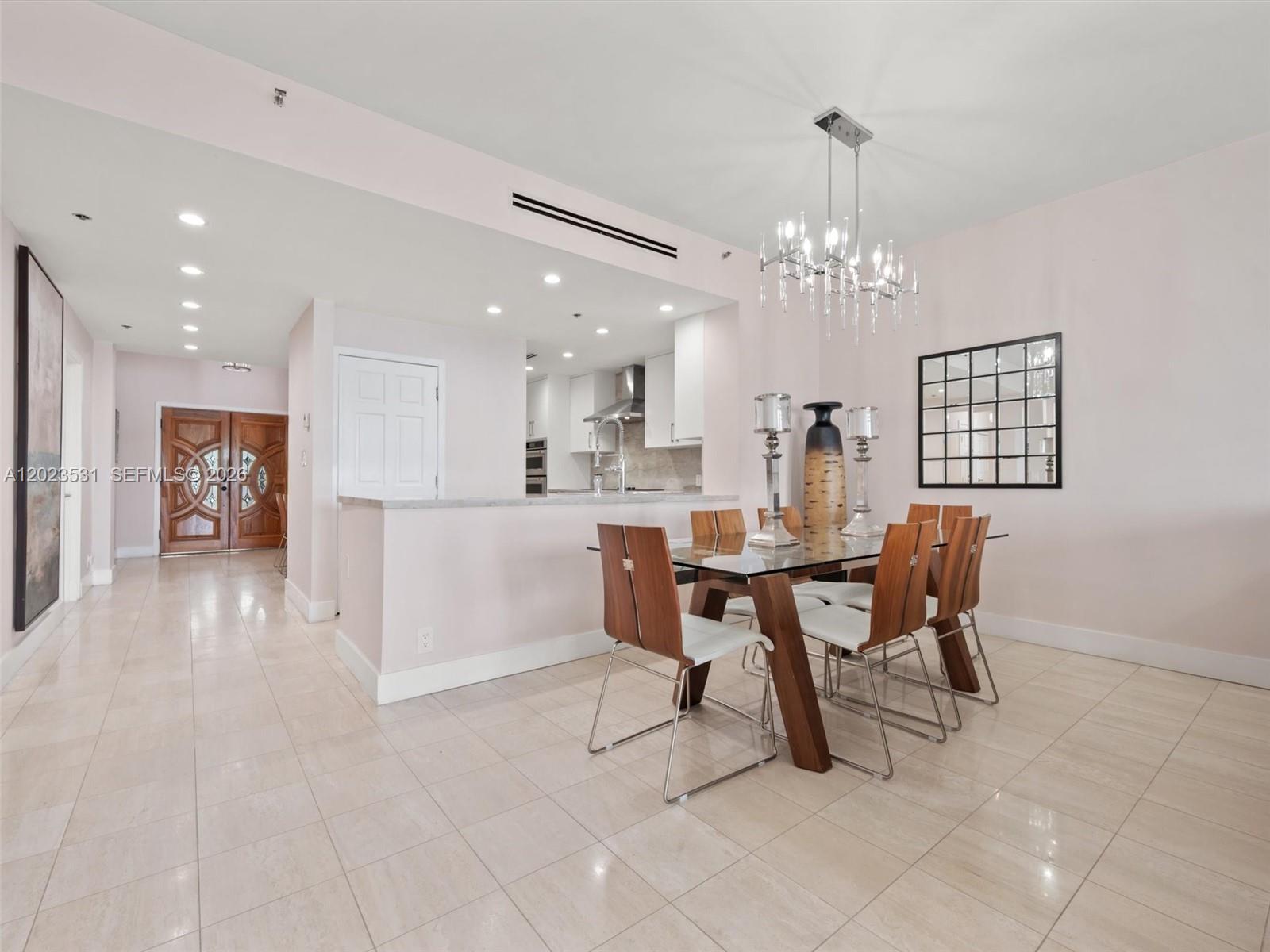 2425 Fisher Island Dr 5205 Property Photo 10