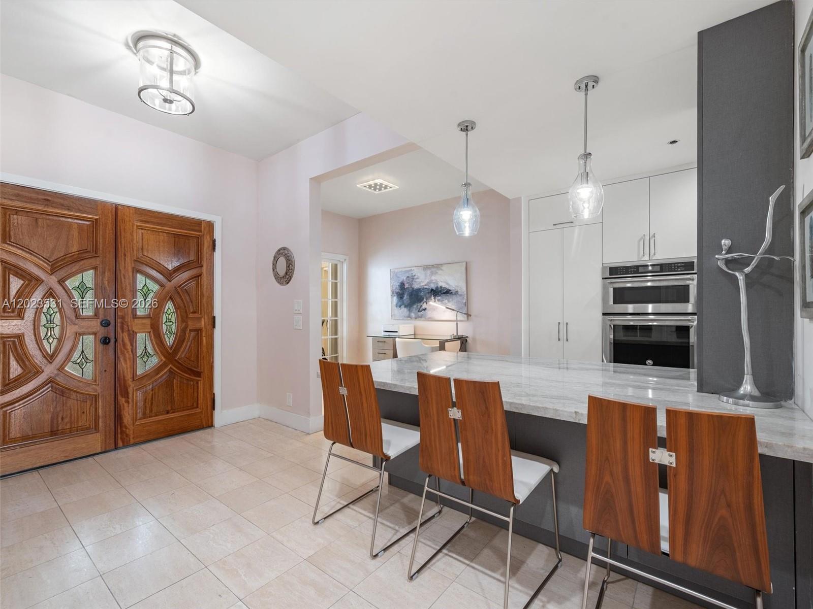 2425 Fisher Island Dr 5205 Property Photo 15
