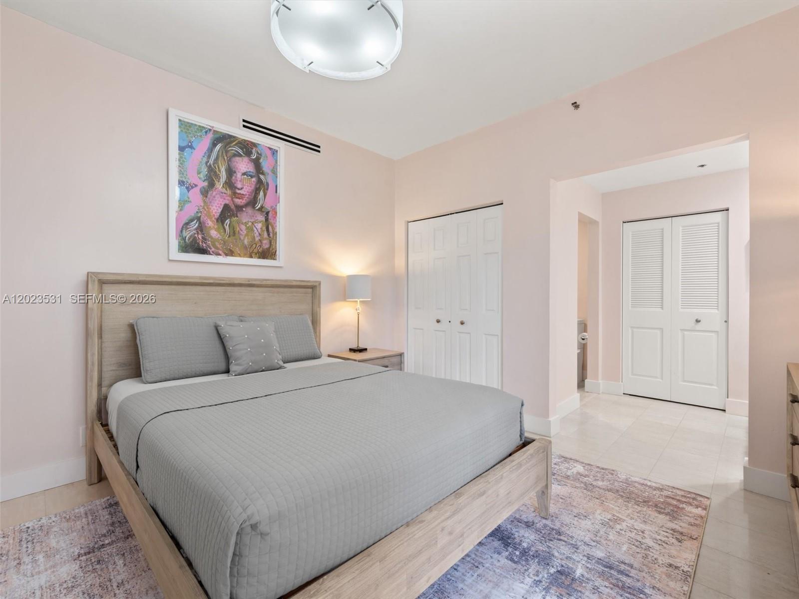 2425 Fisher Island Dr 5205 Property Photo 25
