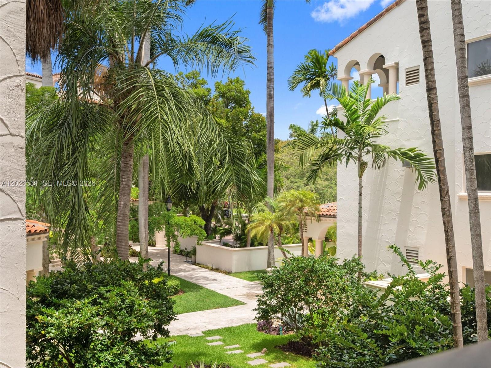 2425 Fisher Island Dr 5205 Property Photo 35