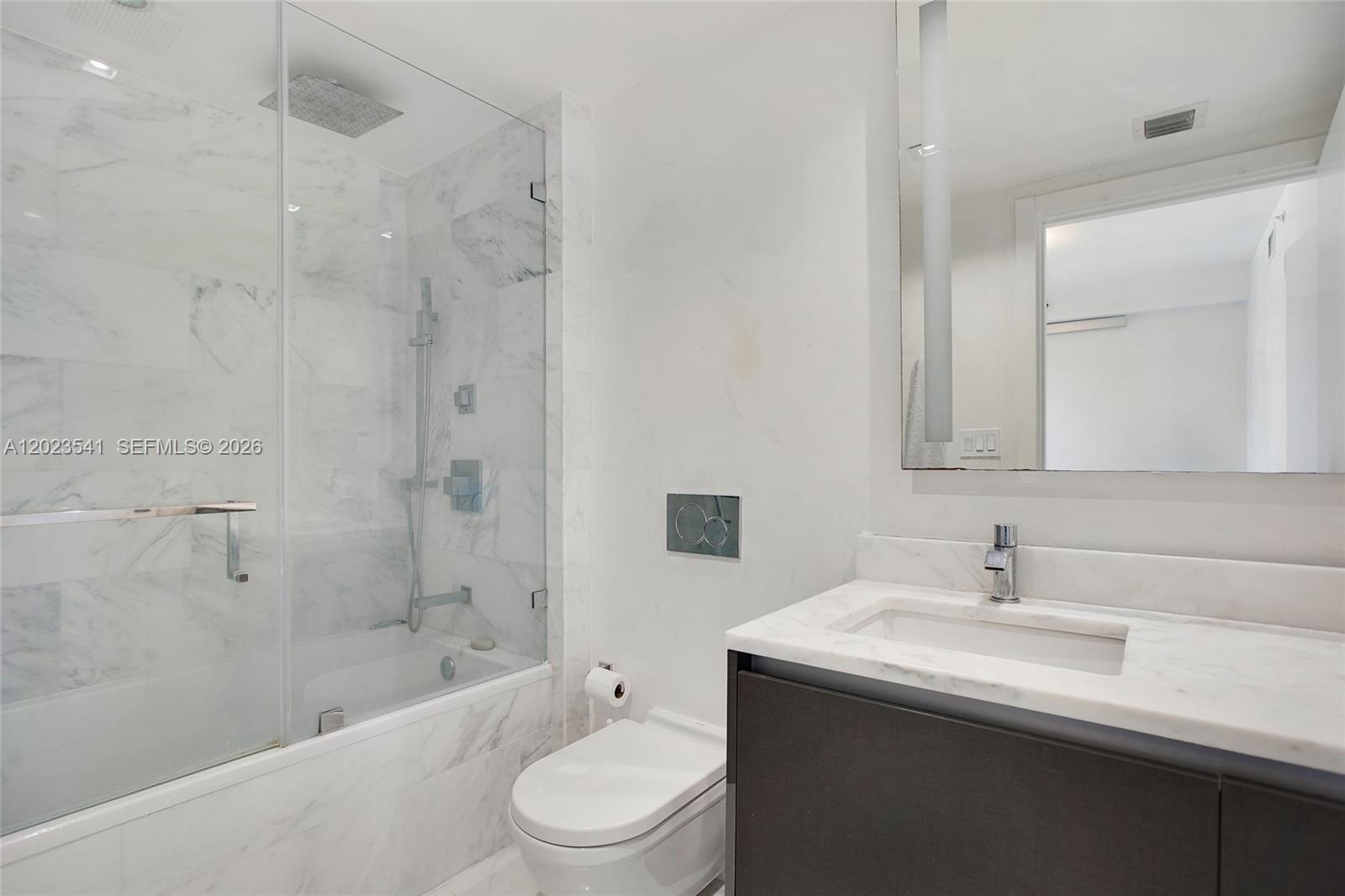 1451 Brickell Ave 1604 Property Photo 13