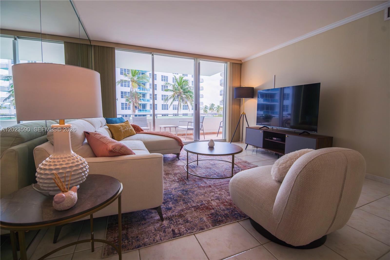 5151 Collins Ave 428 Property Photo 4