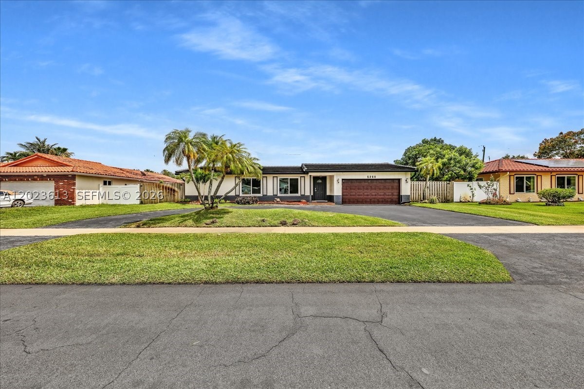 5260 Sw 10th Ct Property Photo 2
