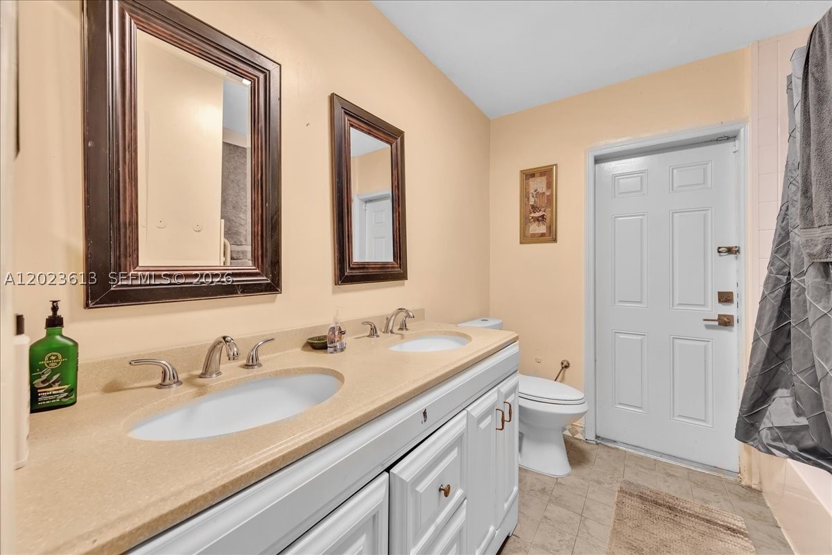 5260 Sw 10th Ct Property Photo 28