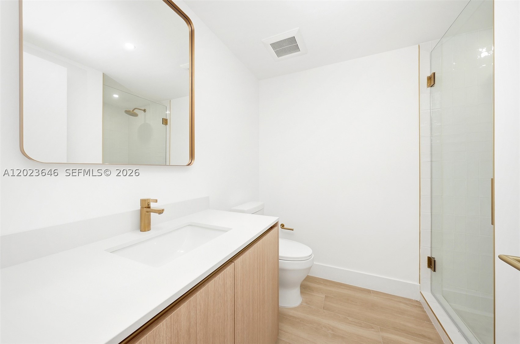90 Ne 32 411 Property Photo 13