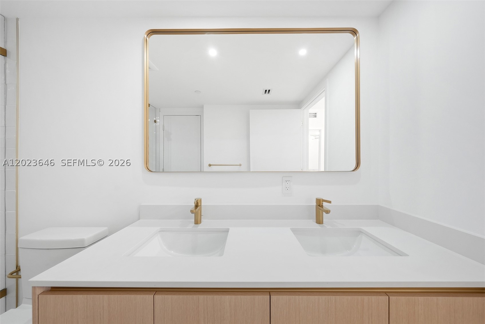 90 Ne 32 411 Property Photo 26