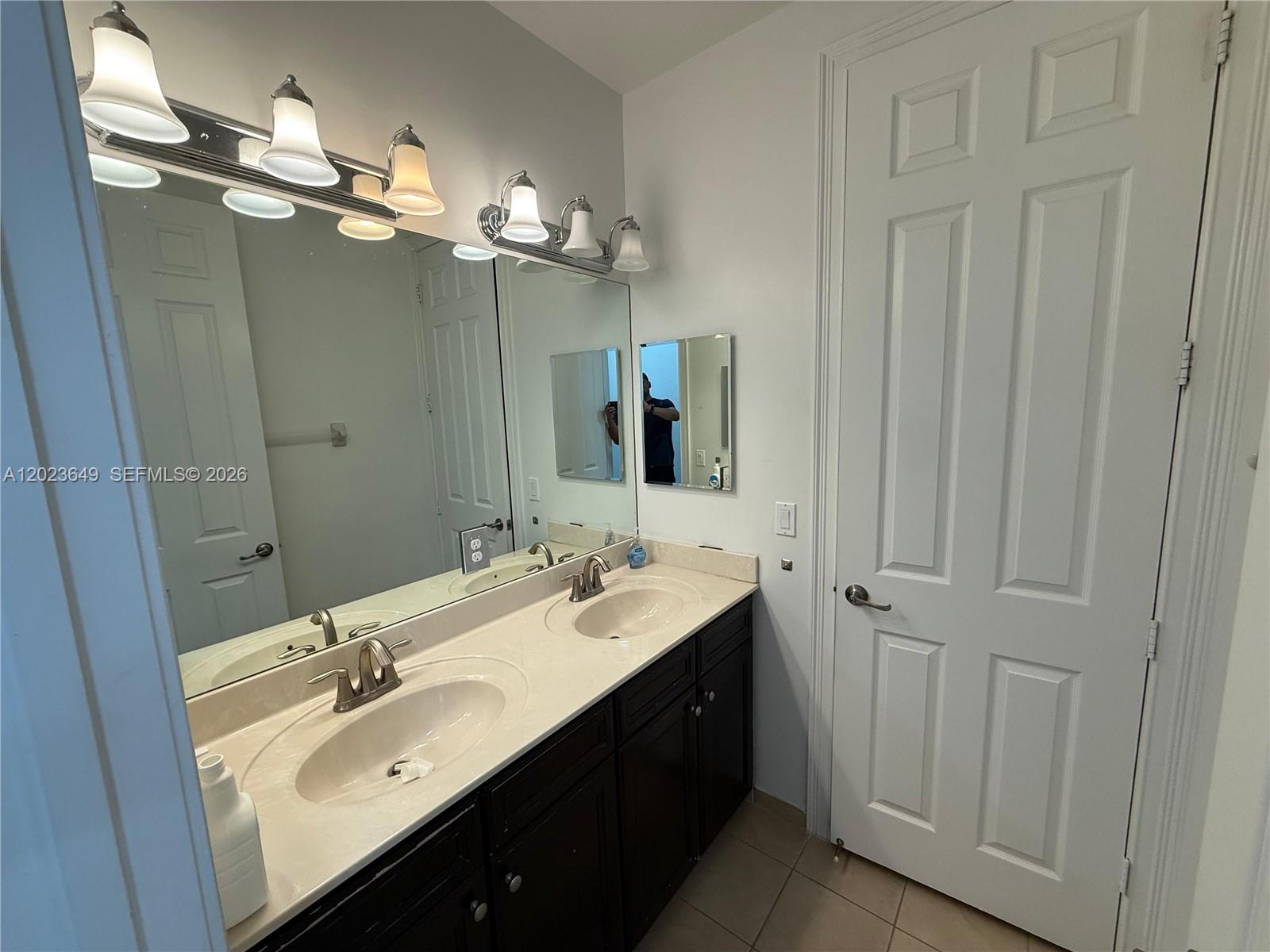 9907 Nw 87th Ter Property Photo 22