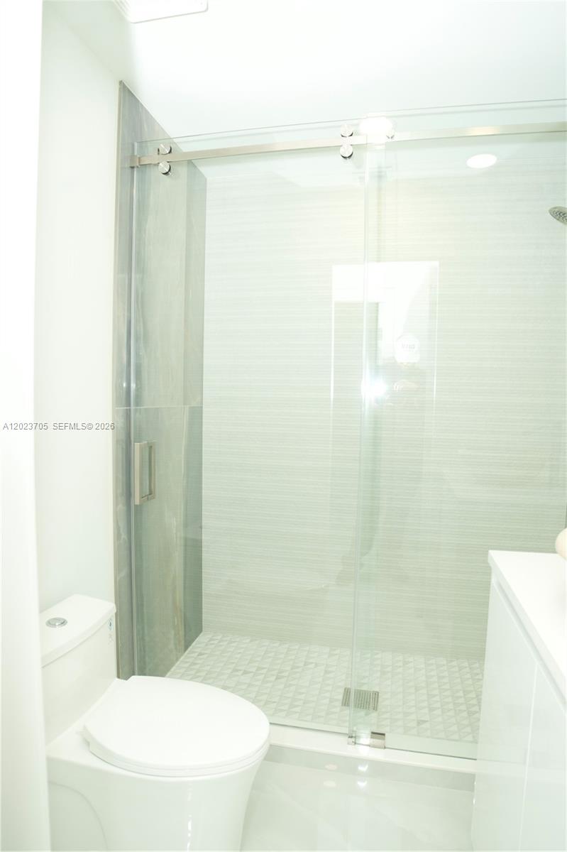 20500 Sw 50th Pl Property Photo 12