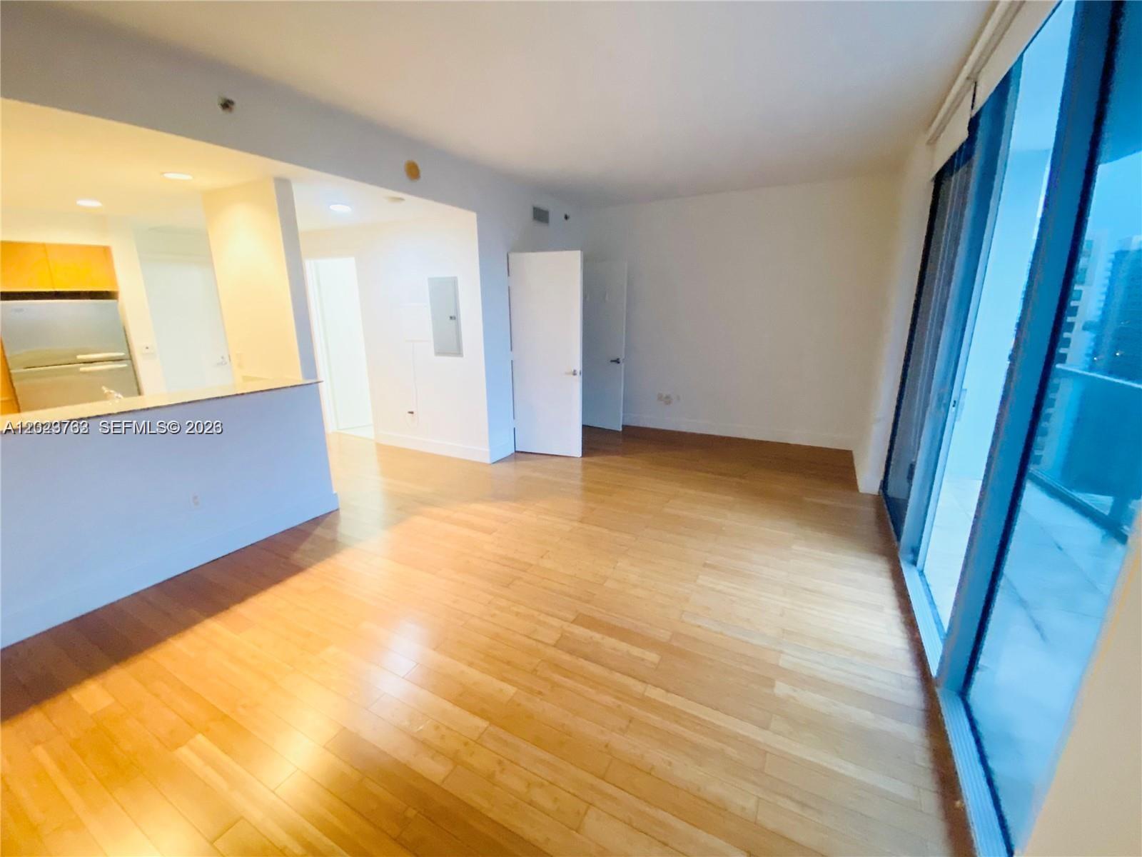 1060 Brickell Ave 3109 Property Photo 4