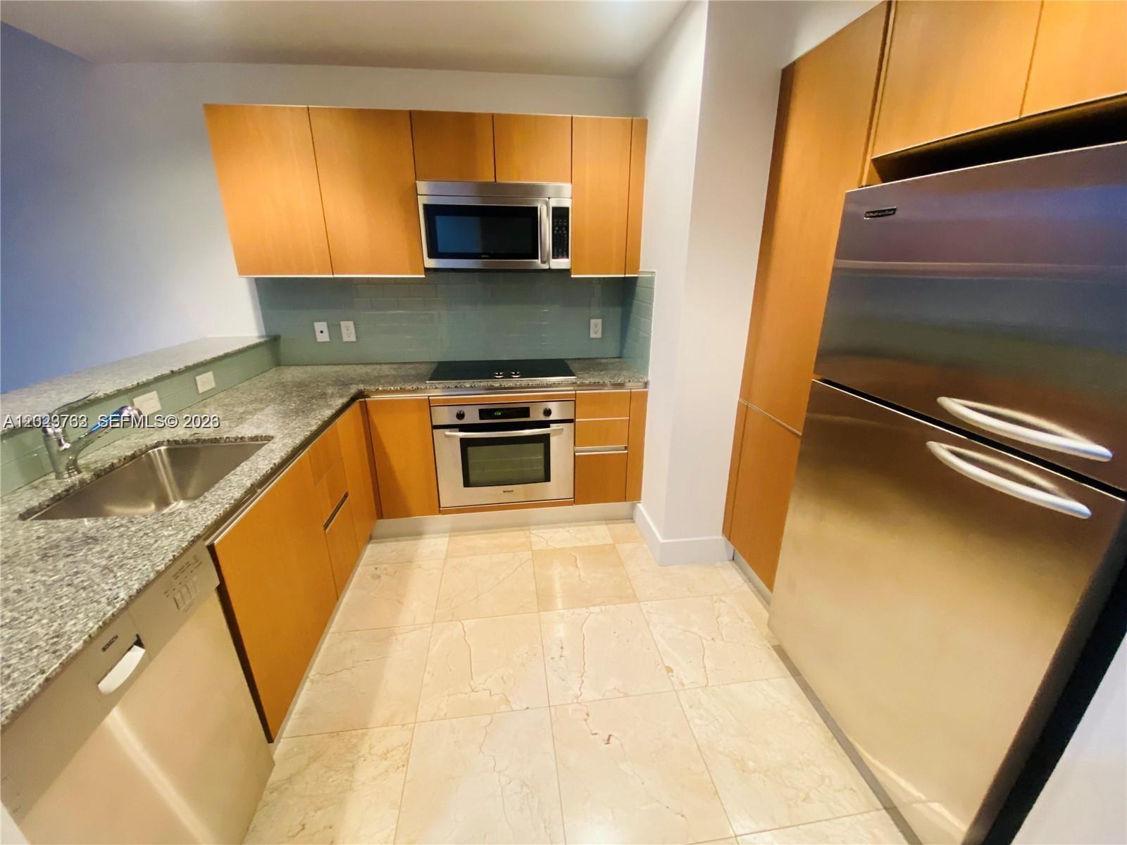 1060 Brickell Ave 3109 Property Photo 7
