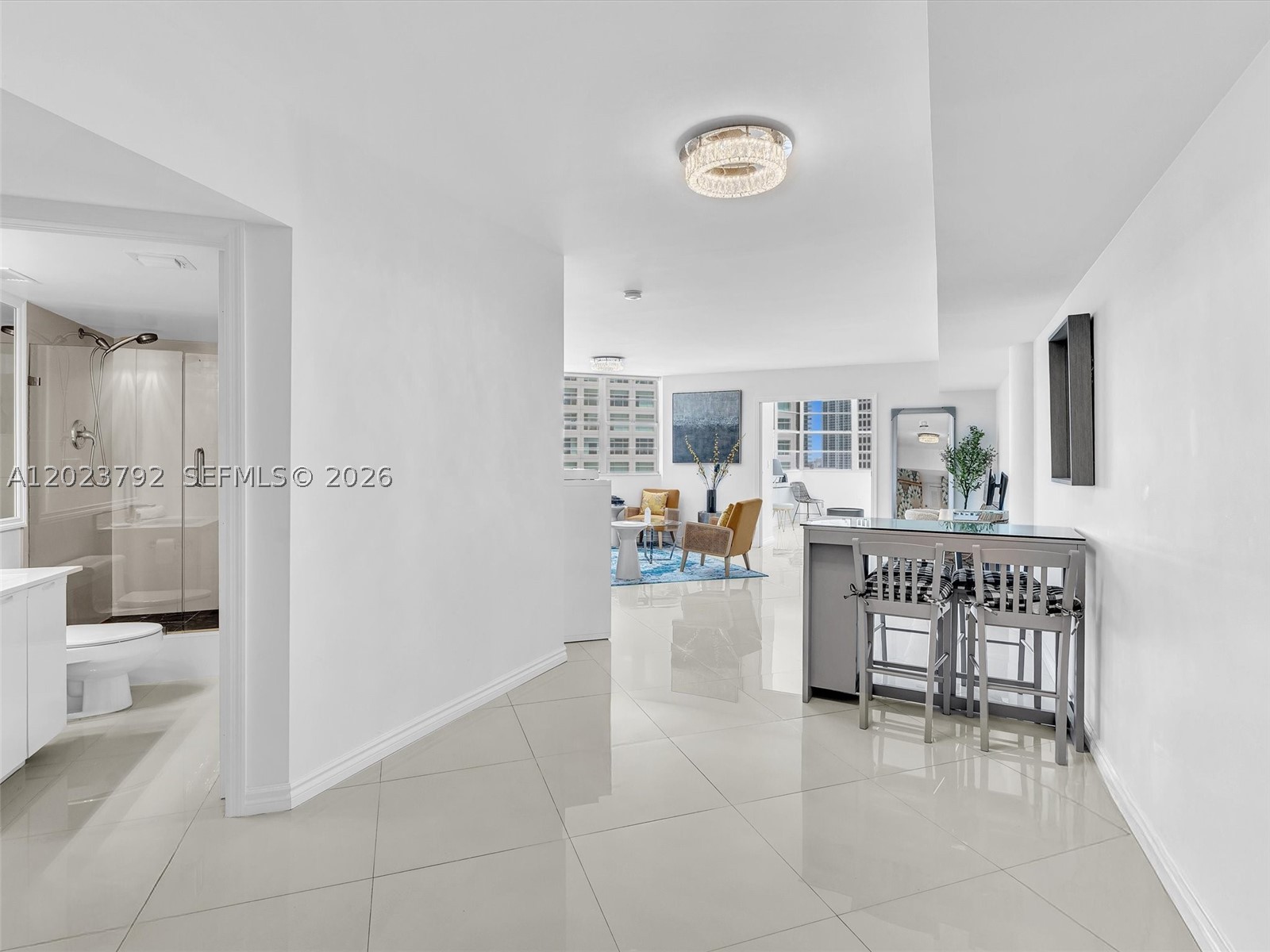 825 Brickell Bay Dr 2048 Property Photo 3