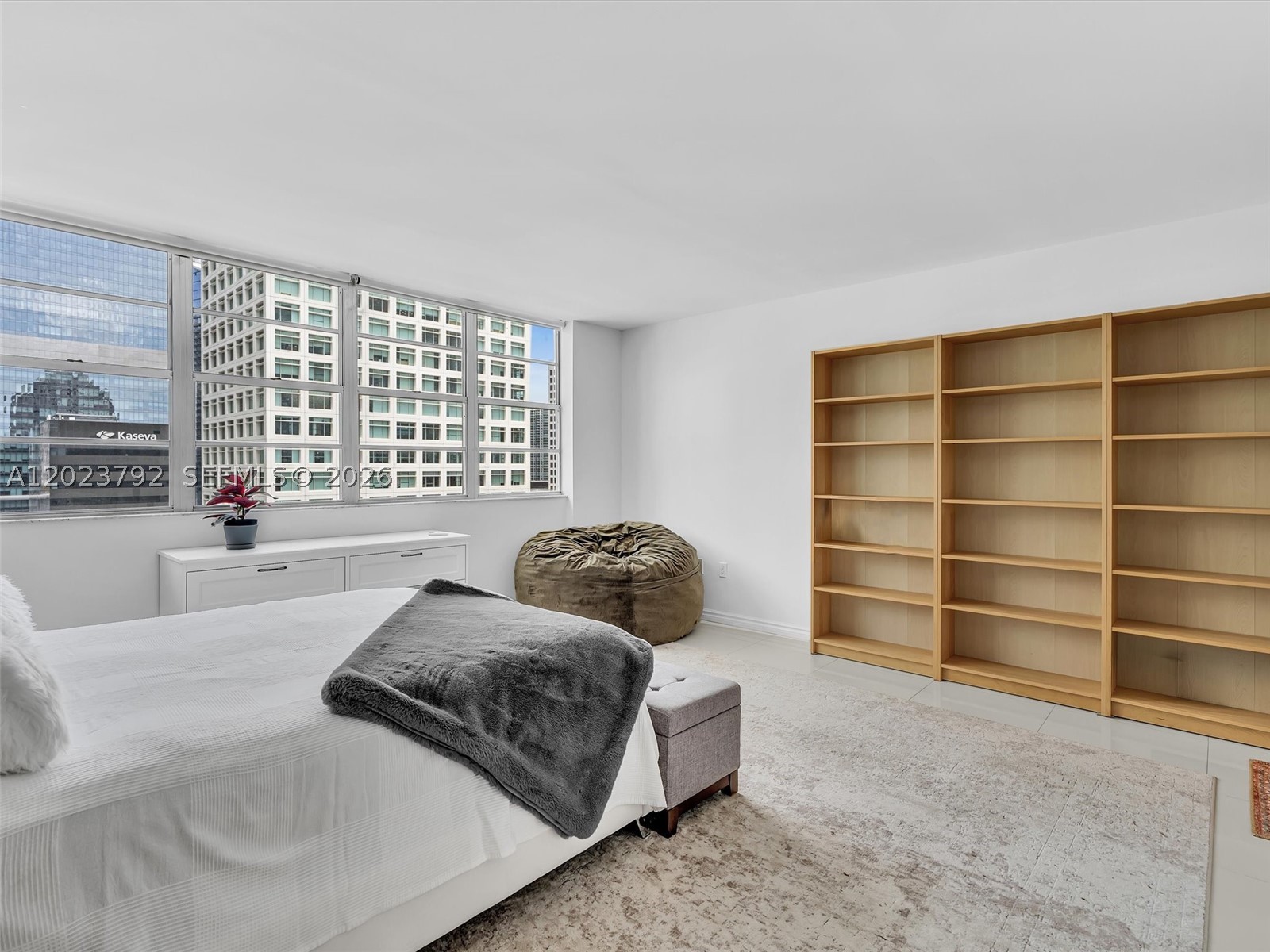 825 Brickell Bay Dr 2048 Property Photo 21