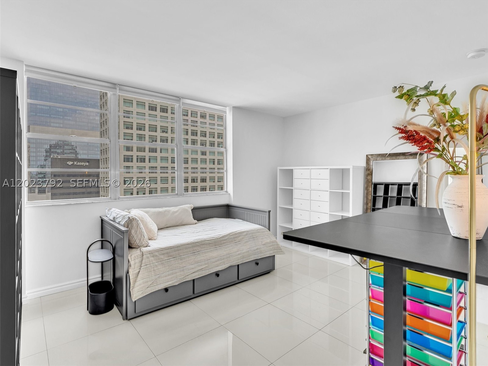 825 Brickell Bay Dr 2048 Property Photo 28