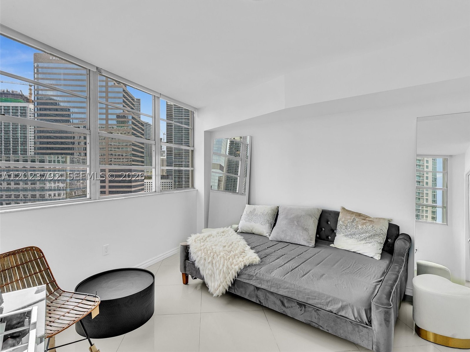 825 Brickell Bay Dr 2048 Property Photo 33