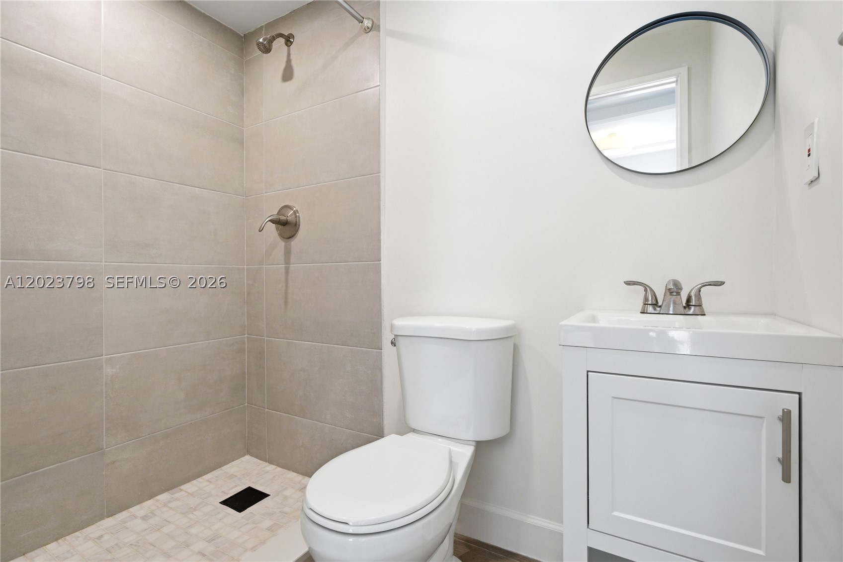 1220 Cordova St Property Photo 15