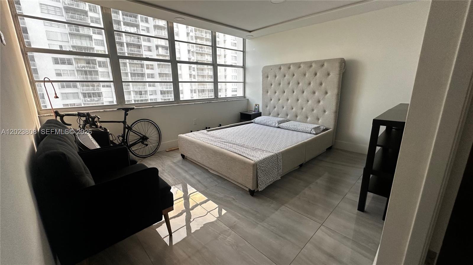18041 Biscayne Blvd 702 Property Photo 11