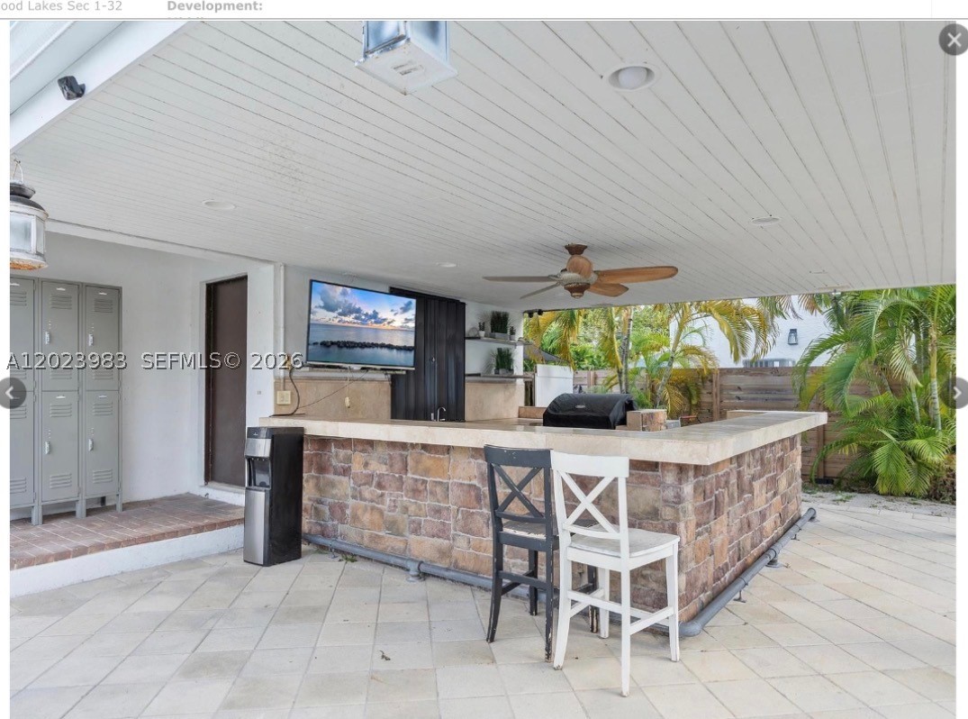 A12023983 Property Photo 23