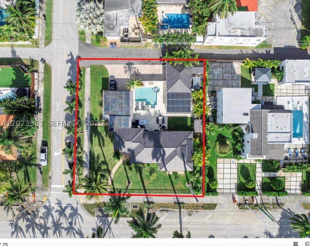 A12023983 Property Photo 33