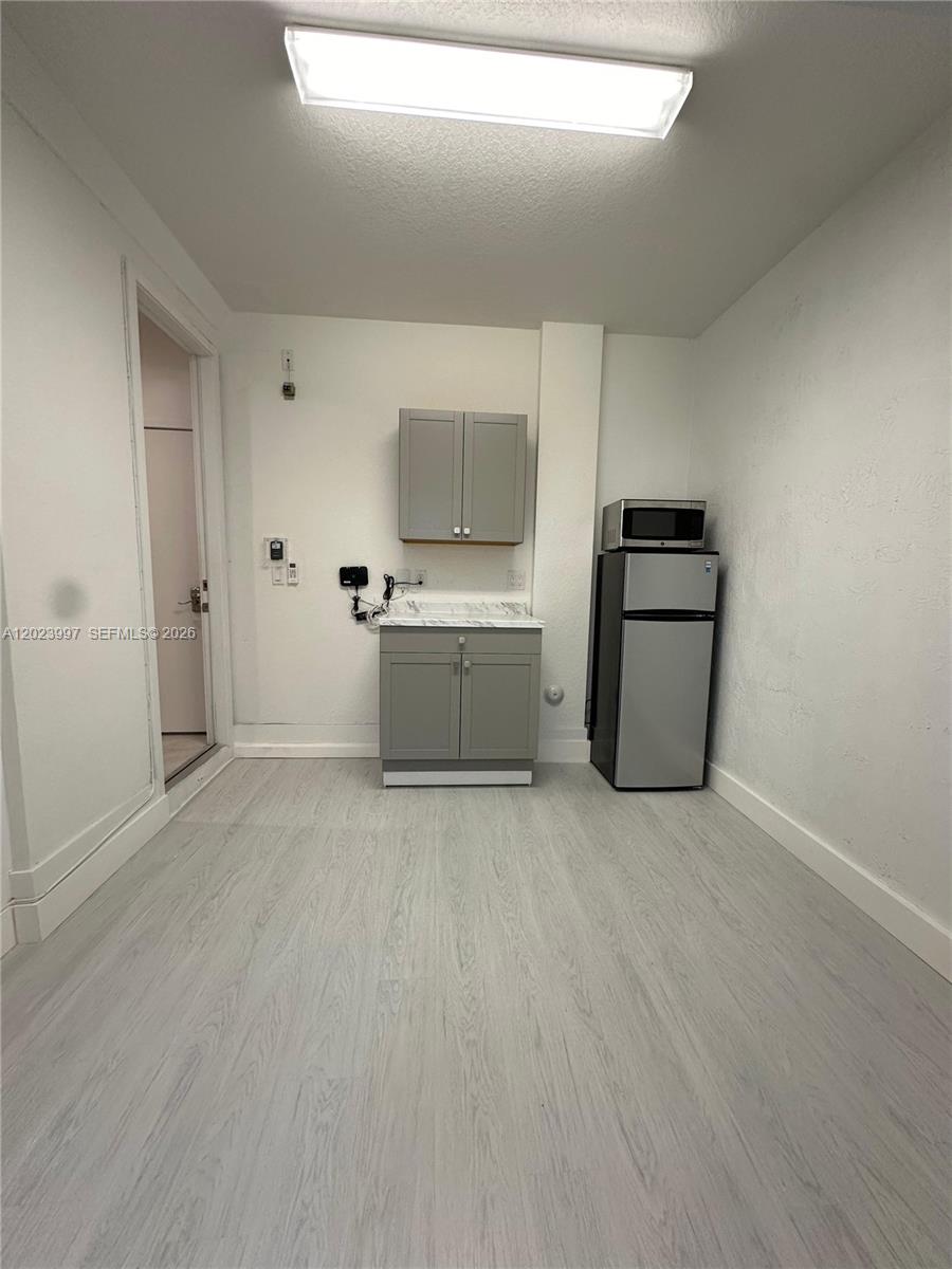 A12023997 Property Photo 1