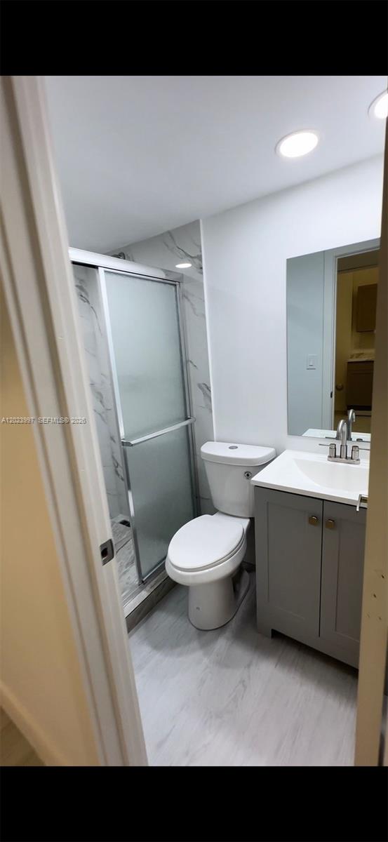 A12023997 Property Photo 3