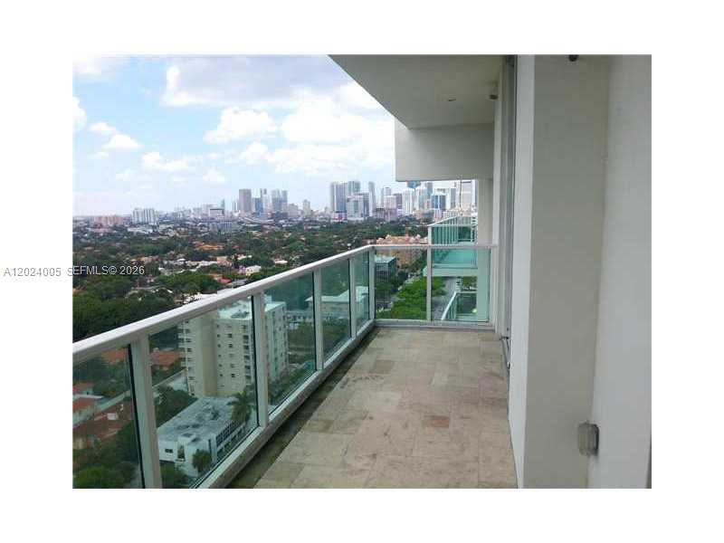 2525 Sw 3 Av 1006 Property Photo 10