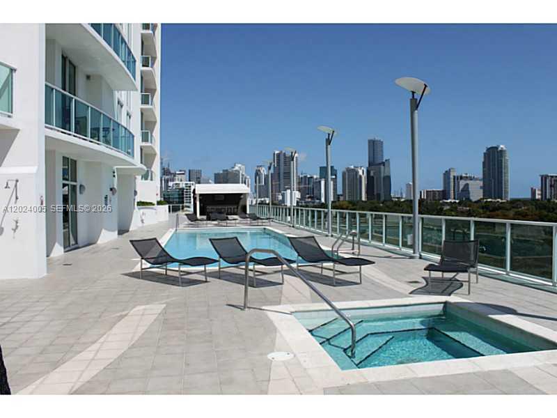 2525 Sw 3 Av 1006 Property Photo 11