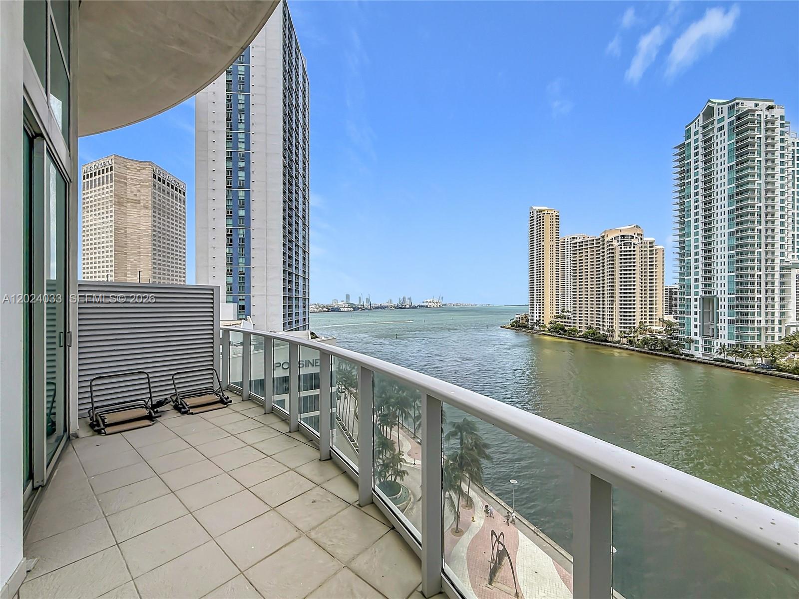 300 S Biscayne Blvd L-1016 Property Photo 19