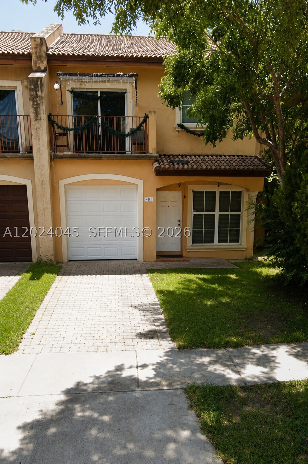 901 Sw 6th Ct Property Photo 1