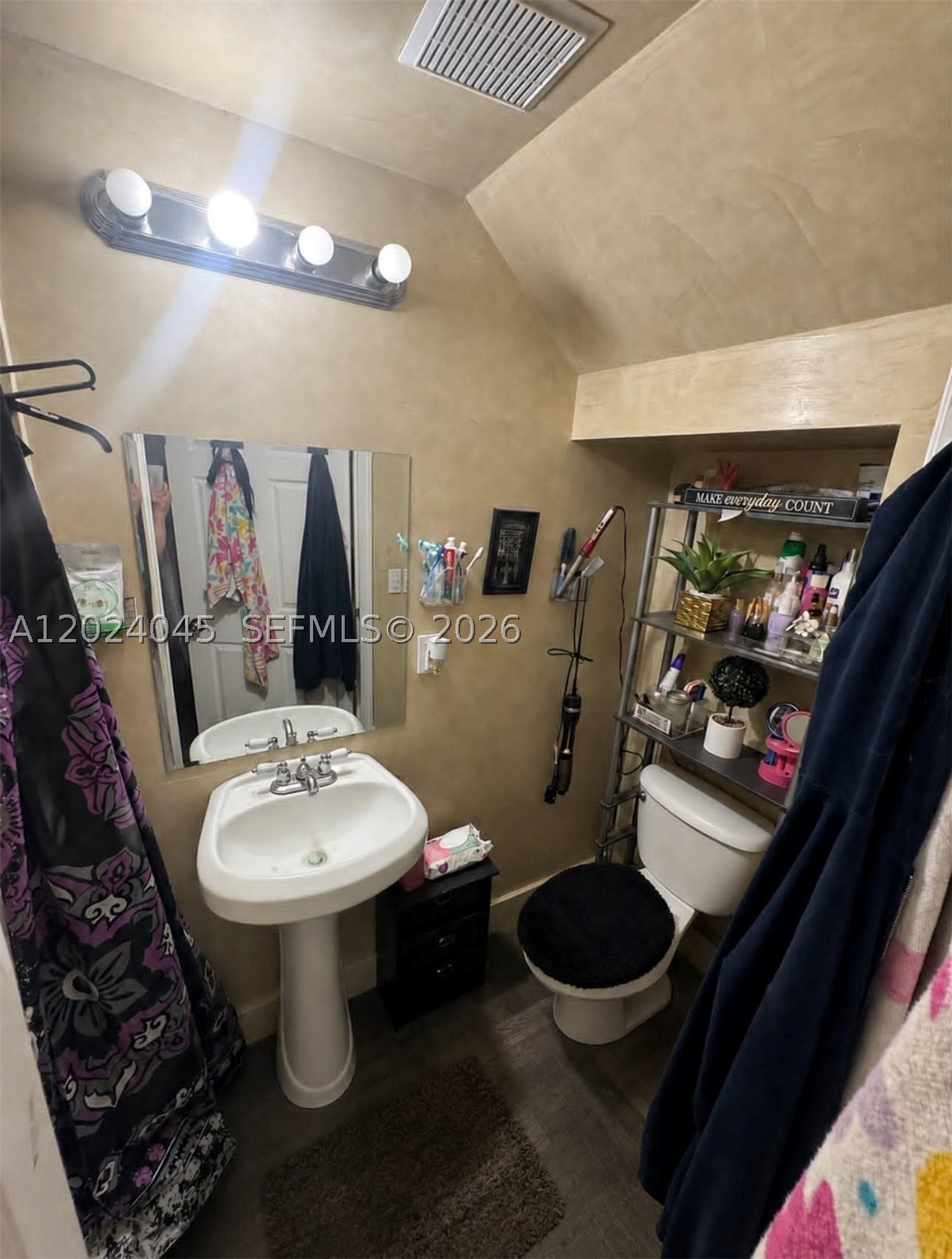 901 Sw 6th Ct Property Photo 6