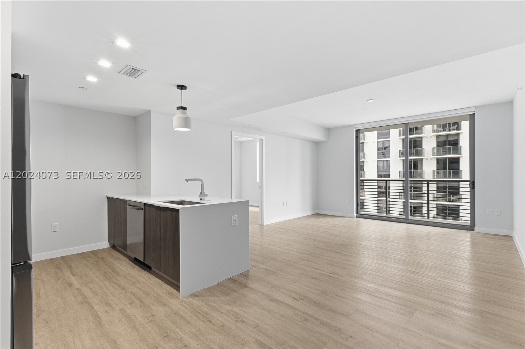697 N Miami Ave 1810