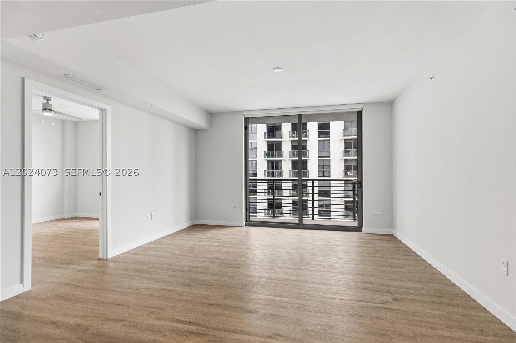 697 N Miami Ave 1810 Property Photo 12