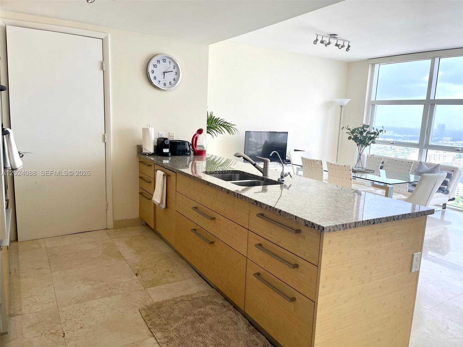 1830 S Ocean Dr 3407 Property Photo 11