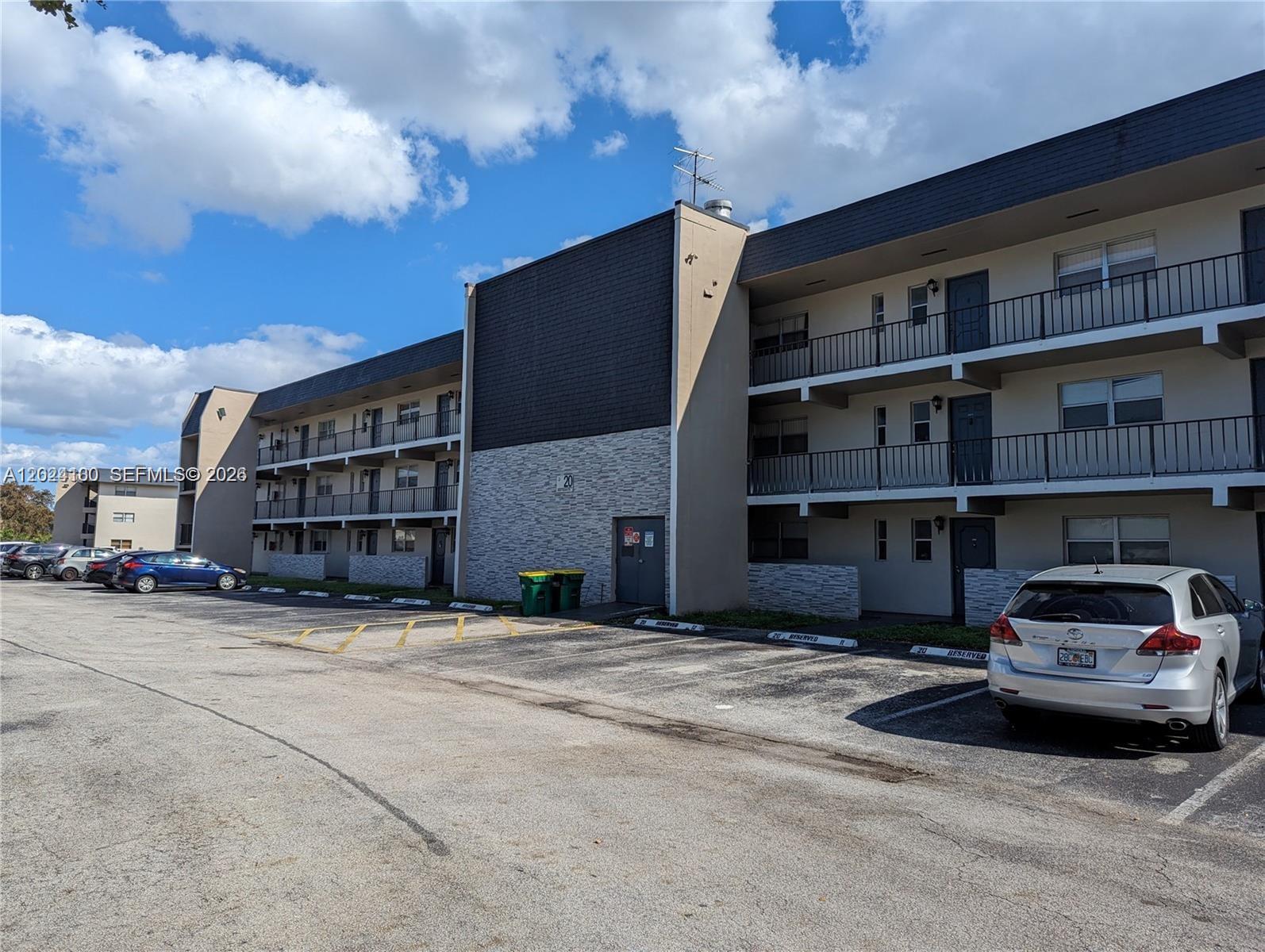 8020 Fairview Dr 301 Property Photo 18