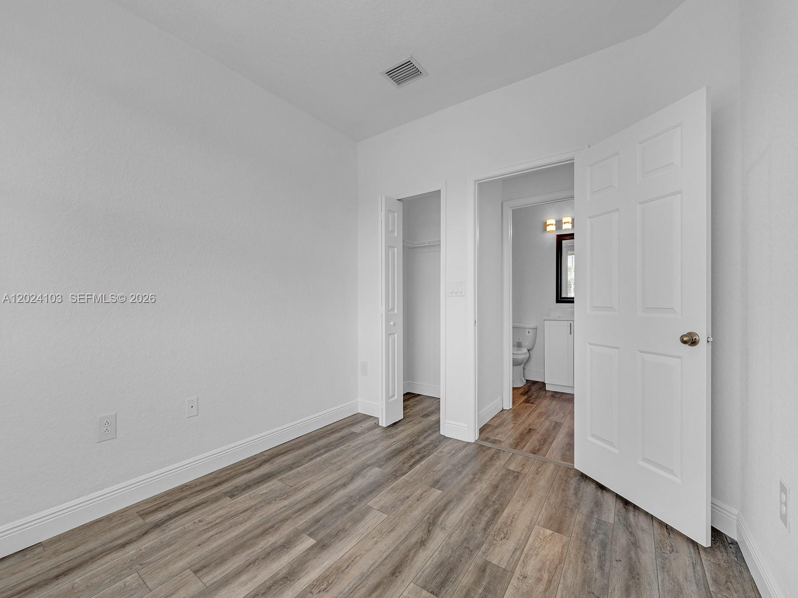 2560 Se 15th Ct Property Photo 15