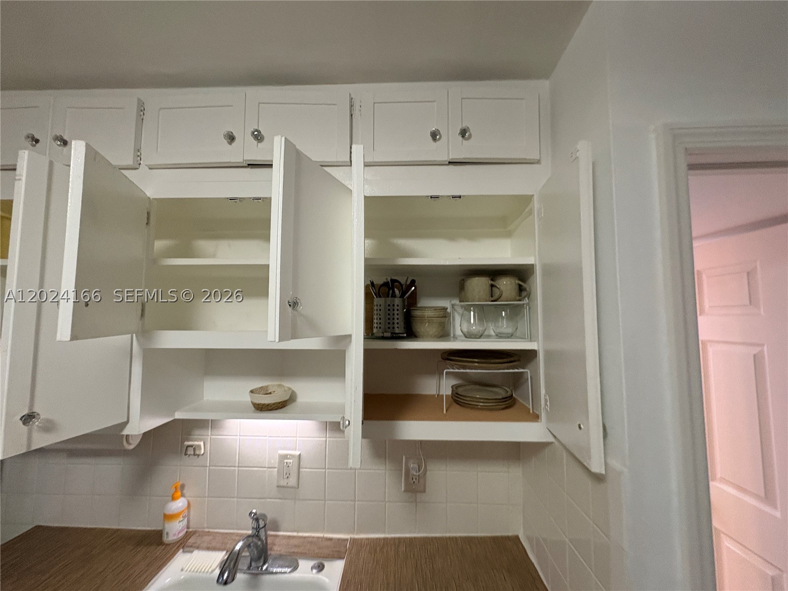 1751 Washington Ave 1h Property Photo 15