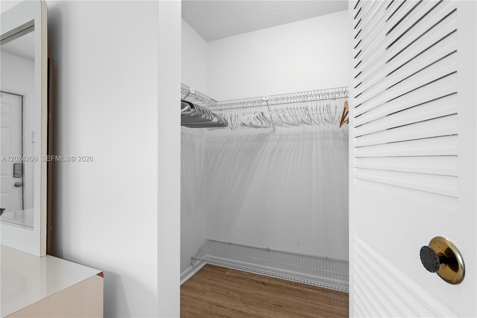 14604 Canalview Dr B Property Photo 22