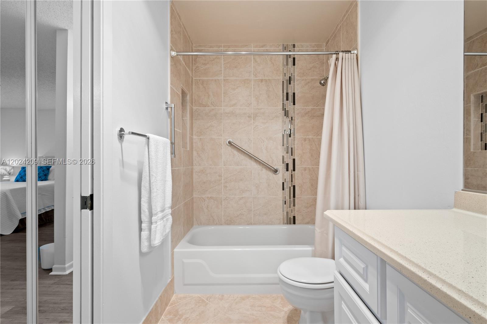 14604 Canalview Dr B Property Photo 26