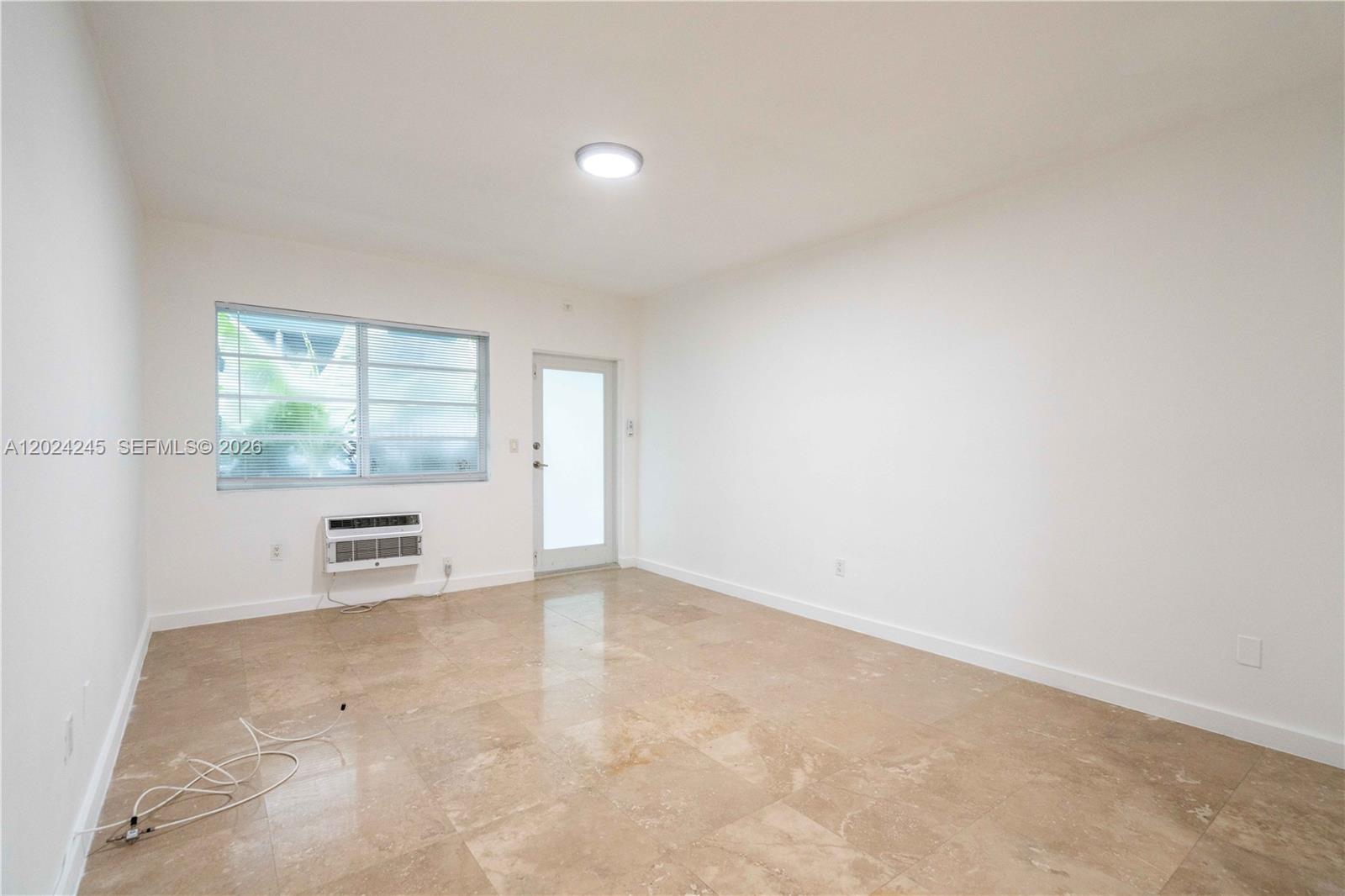 1120 Euclid Ave 6 Property Photo 2