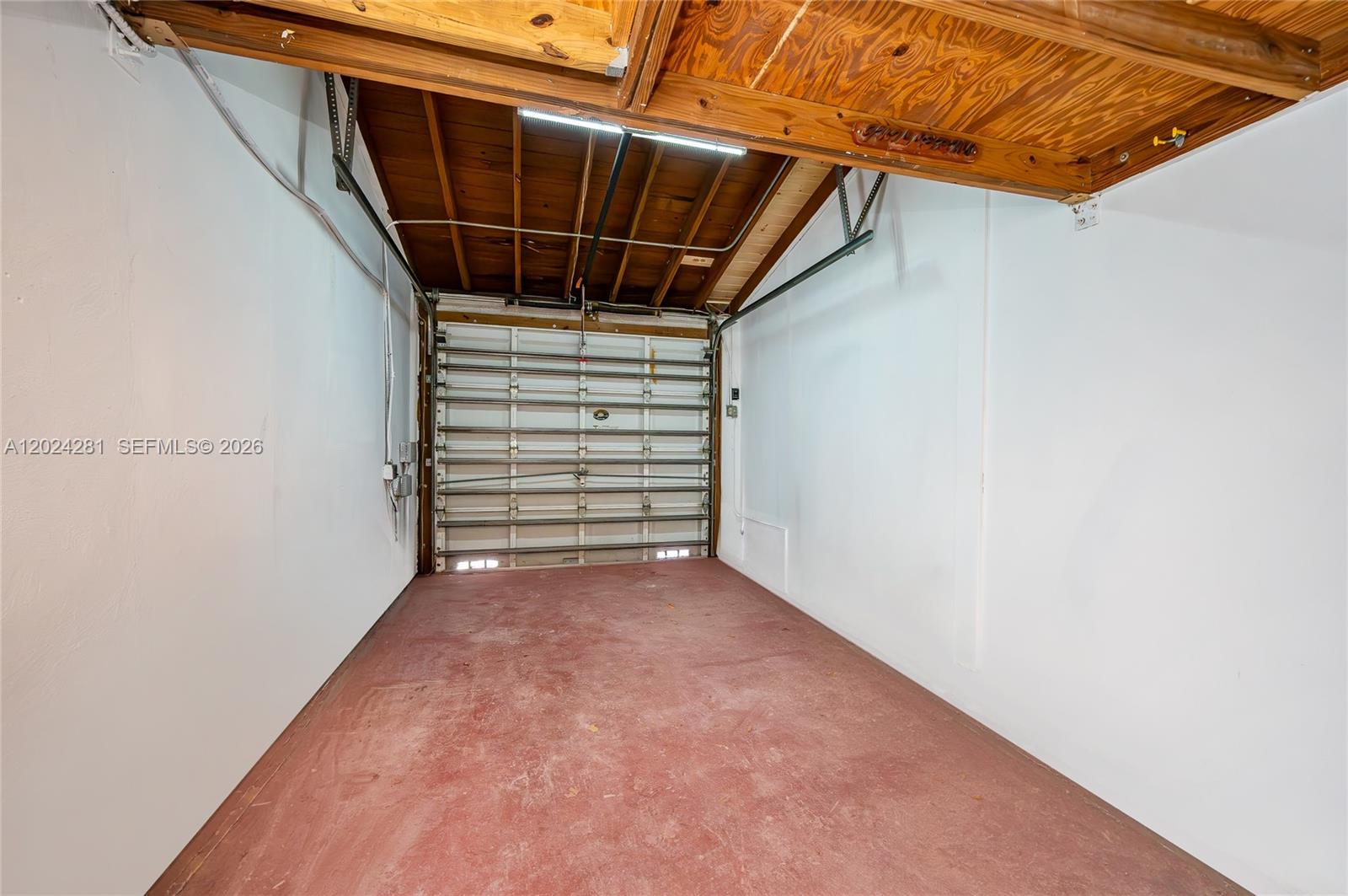 264 Navajo St Property Photo 14