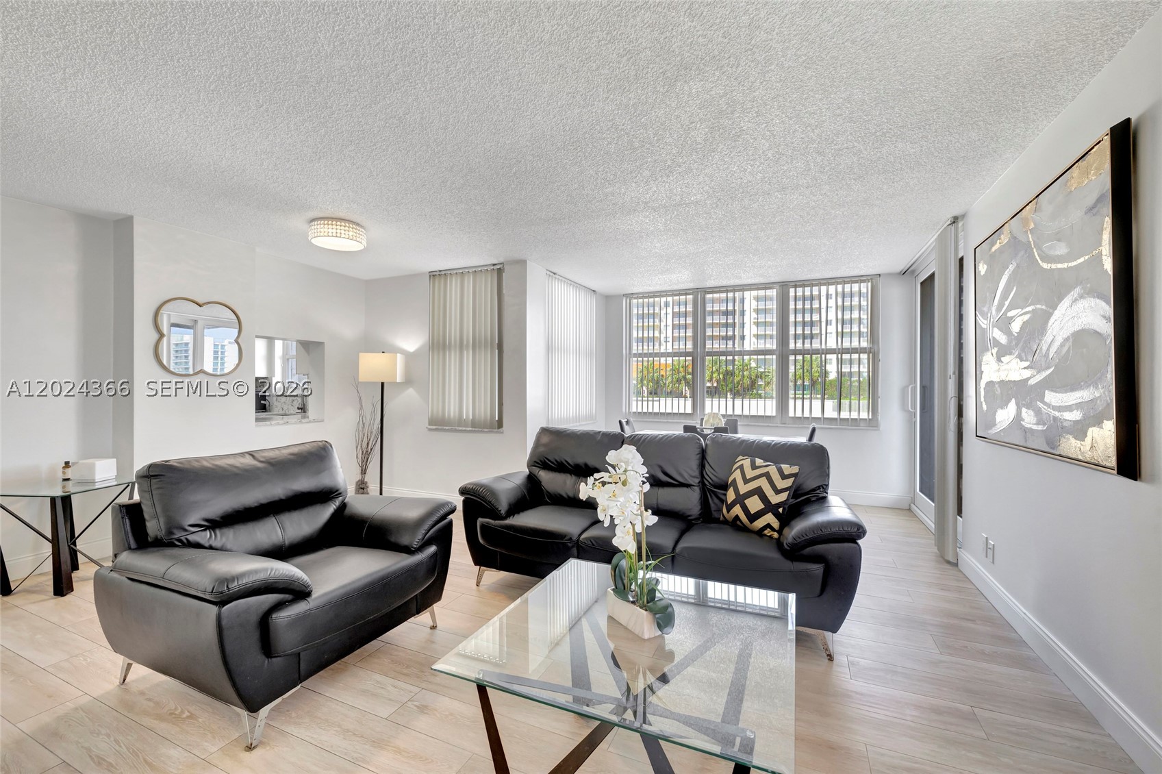 3015 N Ocean Blvd 6a Property Photo 4