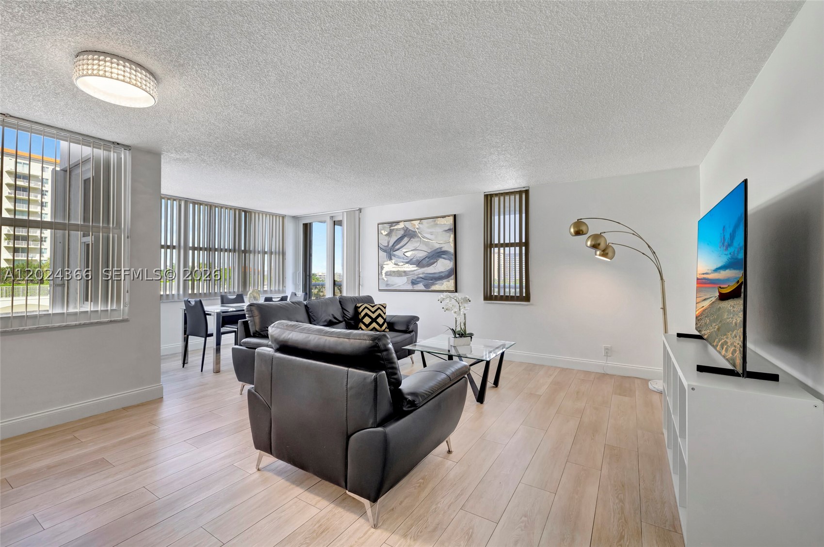 3015 N Ocean Blvd 6a Property Photo 6